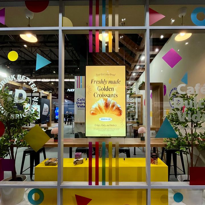 Pantalla publicitaria 43