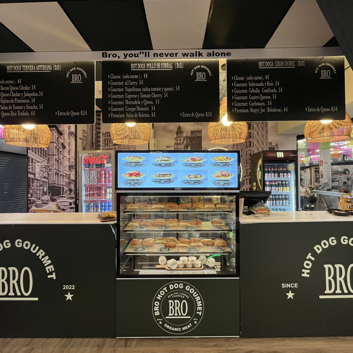 Pantalla publicitaria 65"